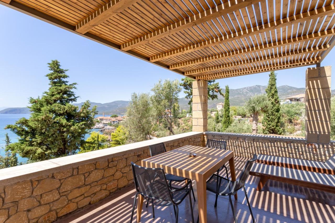 Diapori Suites Hotel Kardhamili Bagian luar foto