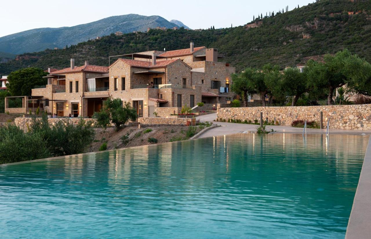 Diapori Suites Hotel Kardhamili Bagian luar foto