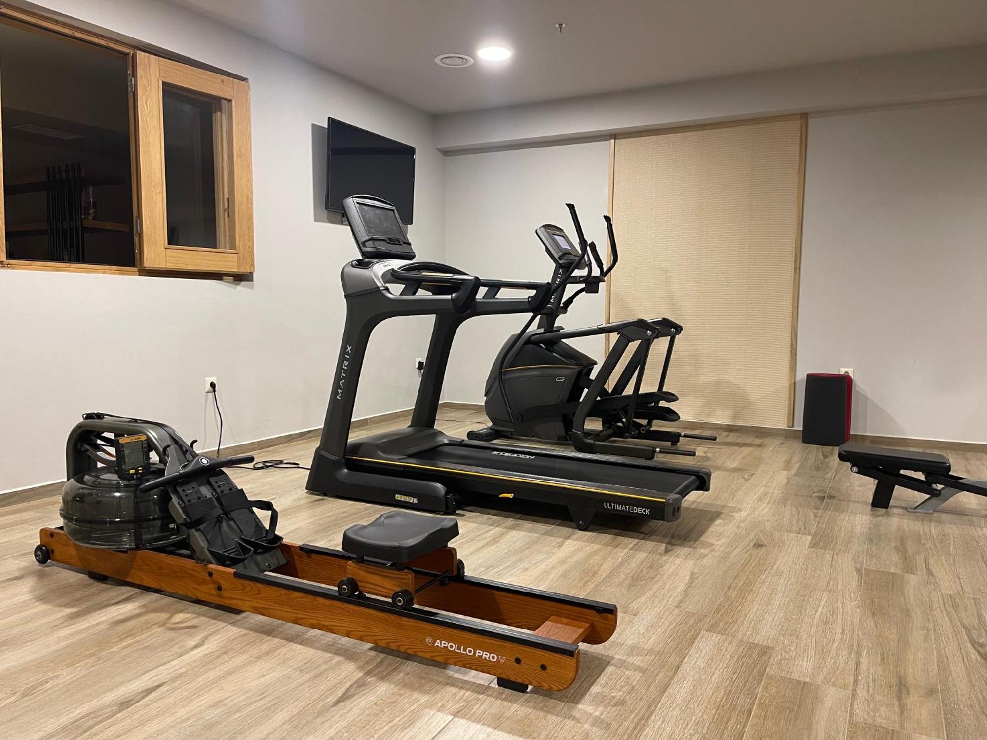 Diapori Suites Hotel Kardhamili Bagian luar foto
